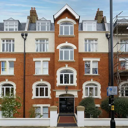 2 Bedroom Cosy London Apartment Exterior foto